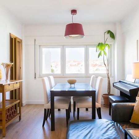 Apartamento Central E Confortavel Junto Ao Bairro Da Graca Lisboa 外观 照片